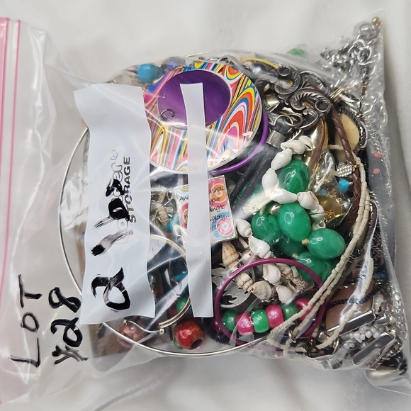 unbranded Jewelry - 2.2 Pounds Mixed Jewelry Lot Craft Repurpose Wearable Items Resale Junk Jewelry
